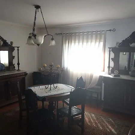 Orange Tree דירה